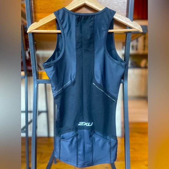 2XU Compression Top - Picture 2 of 6